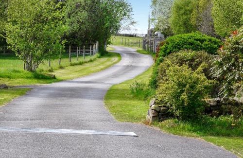 Barnoldswick House | Hollin Bank Cottage