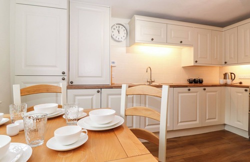 Grasmere Cottage | HOLLY COTTAGE, pet friendly, character holiday cottage in Grasmere