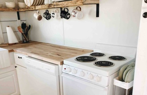 Rosston House | Holly-Day Tiny House