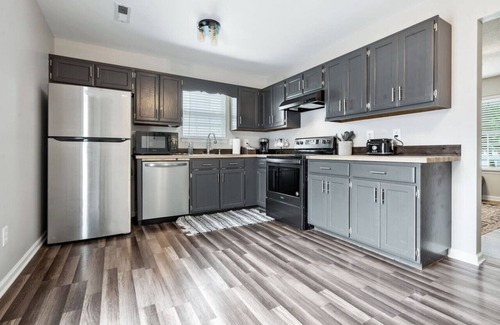 Cleveland House | Holly House Cleveland