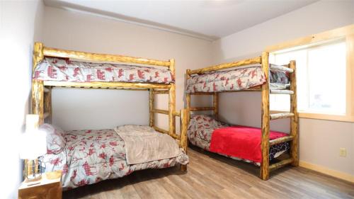 Thornton House | Holly Lane 11, Thornton