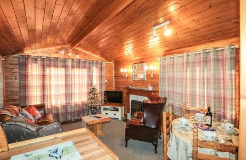 Loftus House | Holly Lodge