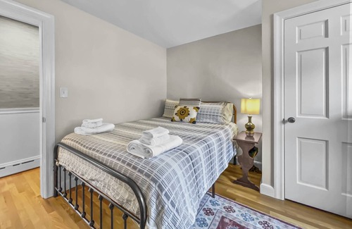 Marblehead House | Hollyhock House: Private Pool Open!, Fenced Yard, Grill, Walk to Pond & Ocean, Smart TVs, Fast WiFi