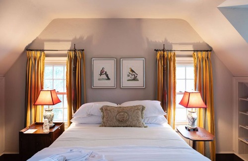 Hollymead Bed & Breakfast | Hollymead House