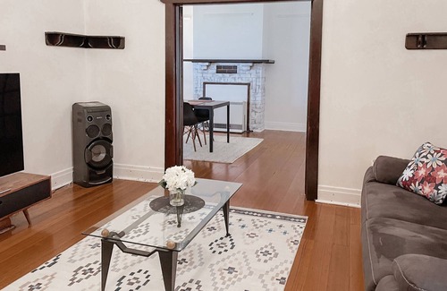 Mount Gambier House | Holly’s Retreat PET FRIENDLY