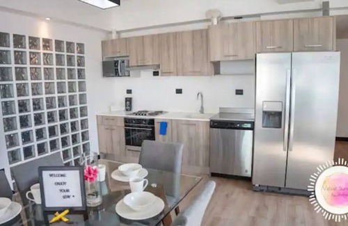 Zona 13 Apartment | Hollywood Apartment-with Parking Centro Vivon