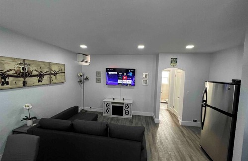 Hollywood Lakes Condo | Hollywood Beach Condo. Perfect Spot to enjoy boating South Florida Lifestyle n