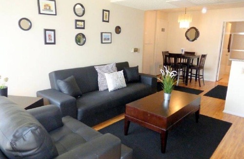East Hollywood Apartment | Hollywood Diamond - Silver Lake
