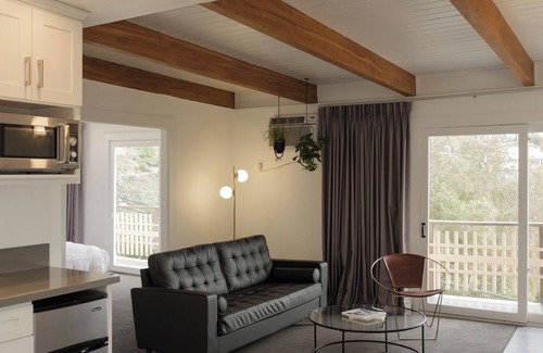 Hollywood Heights Hotel | Hollywood Hills Hotel