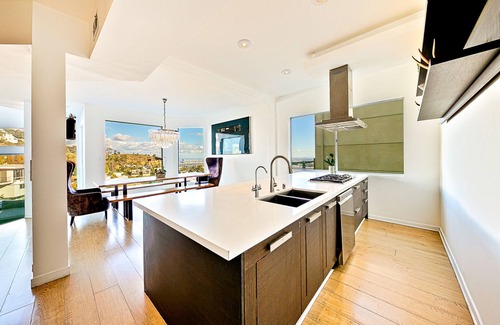 Hollywood Hills West House | Hollywood hills Sanctuary, Views from Santa Monica to downtown LA.