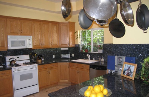 Hollywood Hills West House | Hollywood Hills Special Laurel Canyon Home!