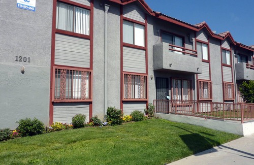 East Hollywood Apartment | Hollywood Magic - Silver Lake