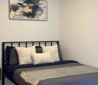 Little Armenia Apartment | Hollywood Universal Studios Apartment FREE parking
