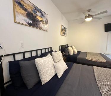 Little Armenia Apartment | Hollywood Universal Studios Apartment FREE parking