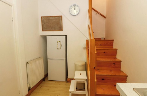 Wadsworth Cottage | HOLME COTTAGE, family friendly, with a garden in Hebden Bridge