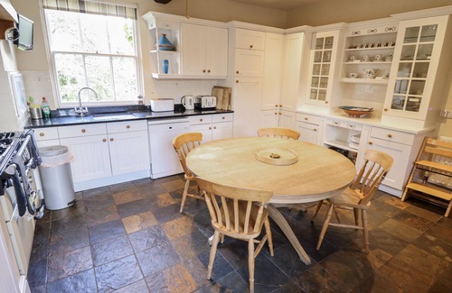 Ruskington House | HOLME FARM, pet friendly, with a garden in Ruskington