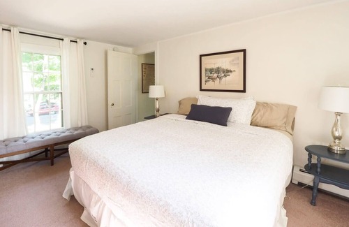 Stockbridge Apartment | Holmes Suite PRIME Downtown Stockbridge