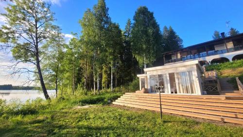 Konnevesi Villa | Holviranta
