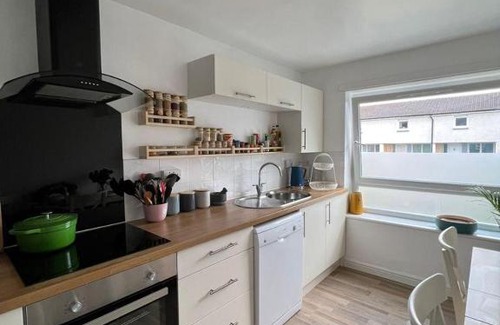 Gifford Apartment | Holyrood Duplex 3- Bedrooms Apartment
