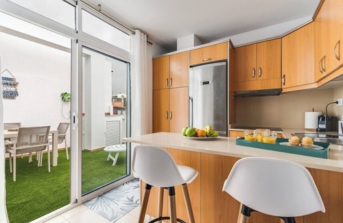 Las Palmas de Gran Canaria Apartment | Home2Book El Perenquén Las Canteras