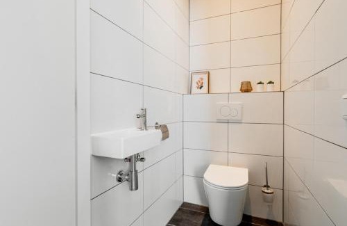 Municipality of Tilburg Apartment | Home 10 Min From Efteling And University