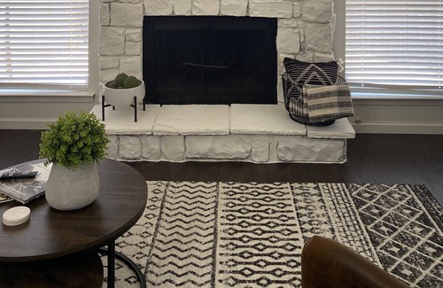 Euless House | Home 15 min from AT&T Stadium. Ballpark in Arlington, Six Flags, DFW Airport.