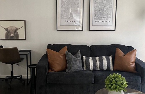 Euless House | Home 15 min from AT&T Stadium. Ballpark in Arlington, Six Flags, DFW Airport.