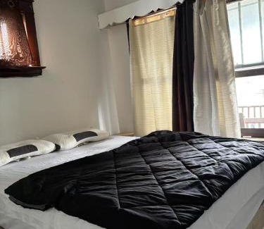 Niagara Falls House | Home 18th Street