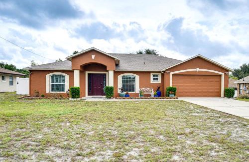 Deltona Lakes House | Home 3 Mi to Green Springs Park and Lake Monroe!