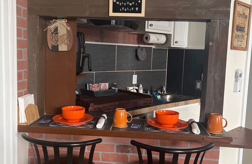 San Jacinto House | Home away 1bed 1 bath, mother in law attached house, 4 adults, private entrance.