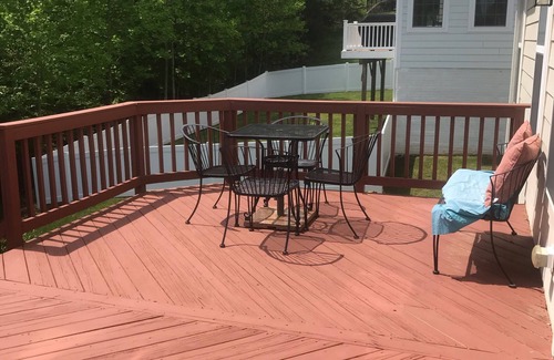 Fredericksburg House | "Home Away From Home"/5 mins from downtown Fredericksburg & mall!