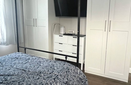West Hempstead Apartment | Home Away from Home - Close to All-