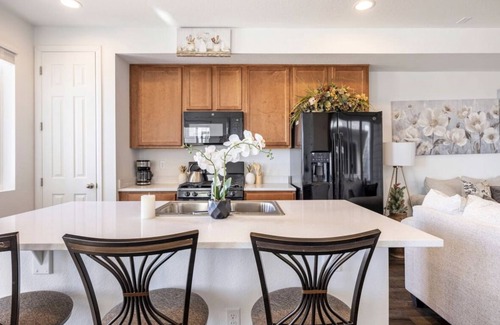 Commerce City House | Home away from home