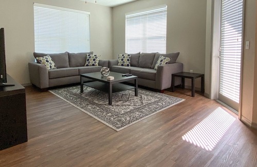 St. Petersburg - Clearwater Apartment | Home Away From Home