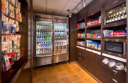 Durham Hotel | Home Away From Home! 2 Family Friendly Units, Free Parking, Outdoor Pool!