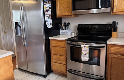 Dry Ridge House | Home away from Home- cleanest you’ll find!