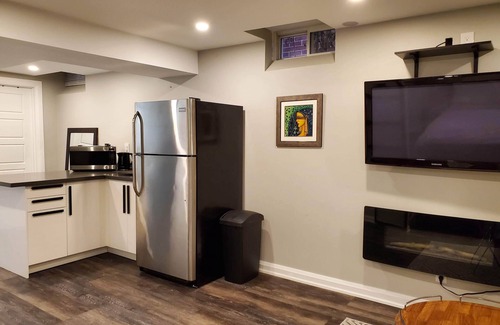 Brampton Apartment | Home Away From Home