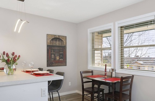 Courtenay Apartment | Home away from Home