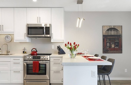 Courtenay Apartment | Home away from Home