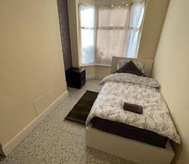 Nuneaton Apartment | Home away from Home