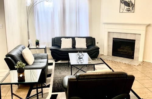 Clodine House | Home Away From Home - Mission Bend, Houston, TX