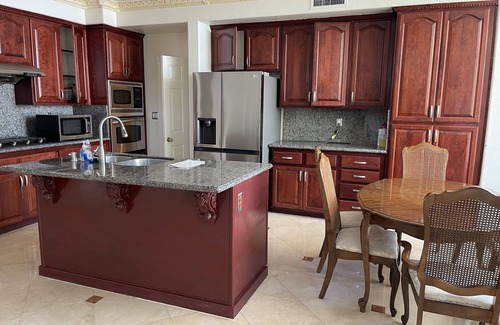 Southwest Anaheim House | Home Away from Home