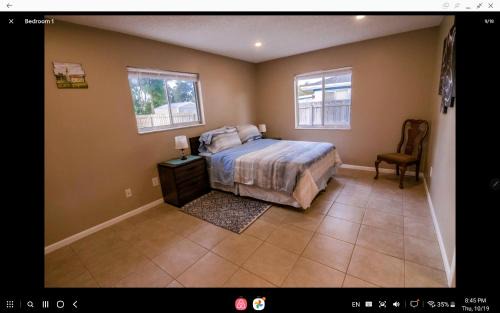 Deltona Lakes House | Home away from home