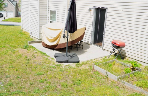 Ellenwood House | Home Away From Home!