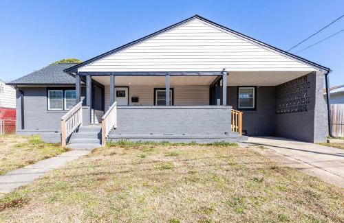 Hampton House | Home away from Home