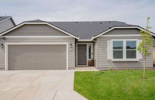 Medford House | Home Away From Home