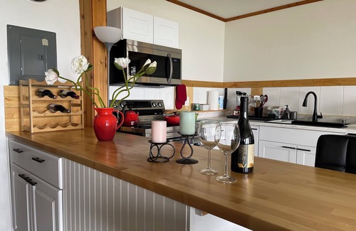 Oak Harbor Apartment | Home Away From Home… for you and for your pets!