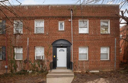 Washington Apartment | Home away from Home