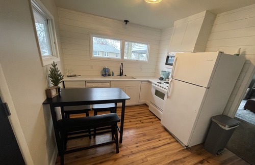 Lancaster House | Home Away From Home with private yard