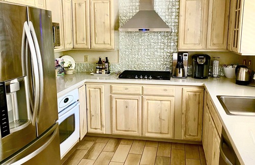 Northeast Carmel House | Home away from Home in Carmel!